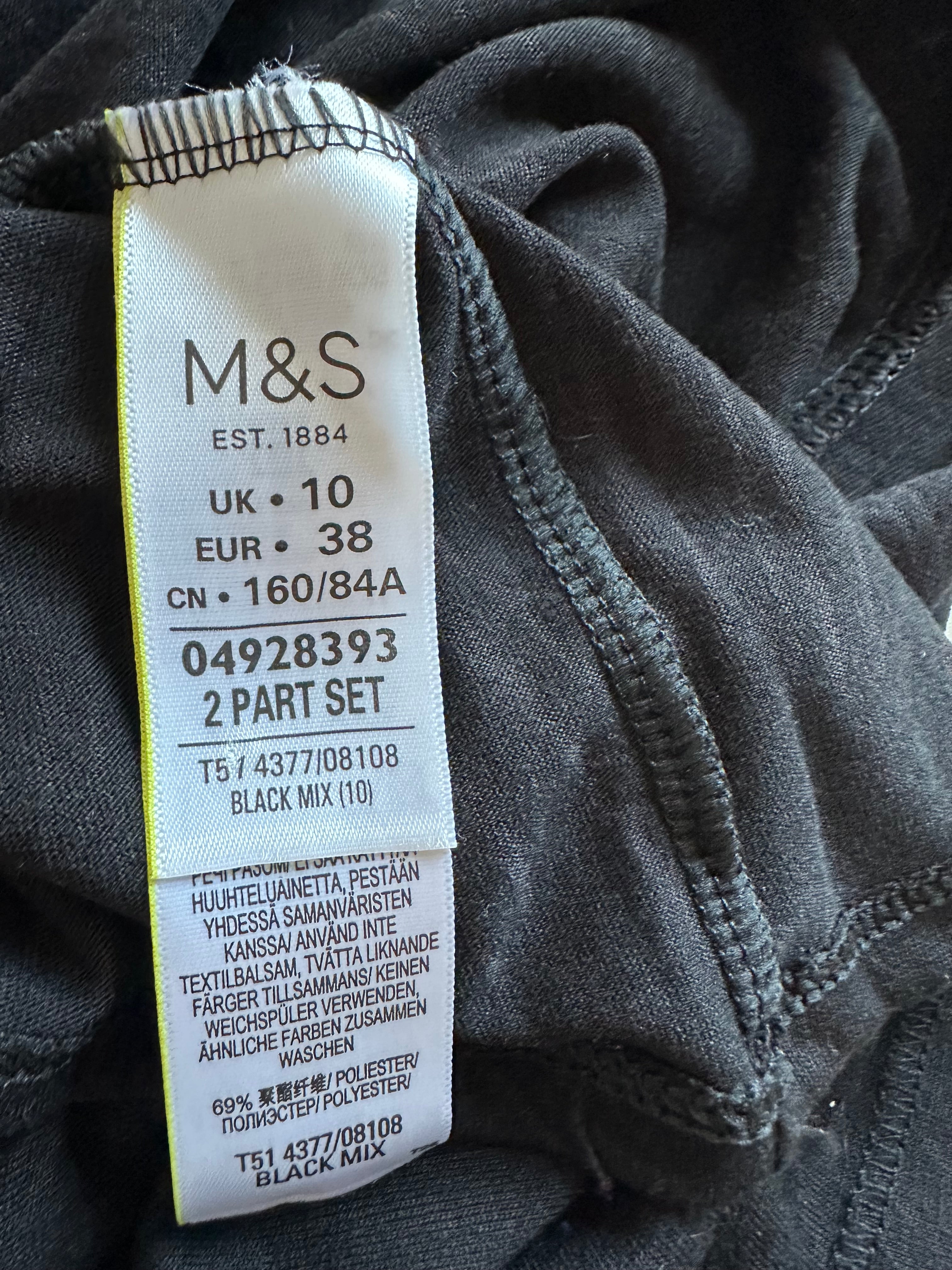 Marks & Spencer Collection – Used Black Sleeveless Top – Like New/SD-0009